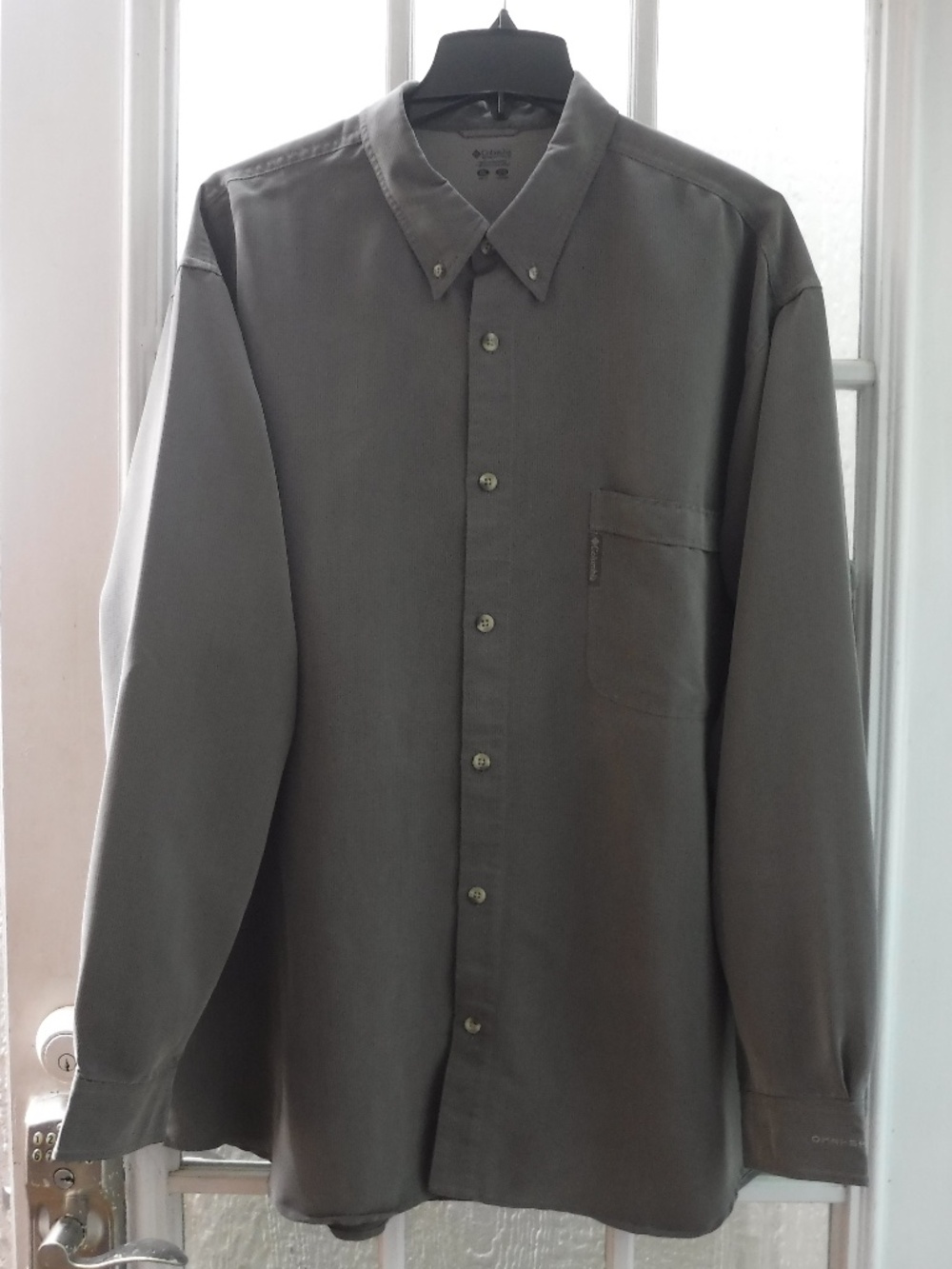 Columbia Omni Shield Dark Sage Color Button Down Long Sleeve Shirt
